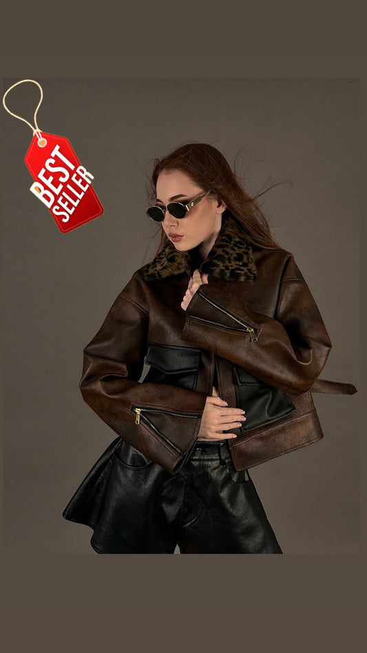 Dirty brownish Leather Jacket x Fur Hood.
